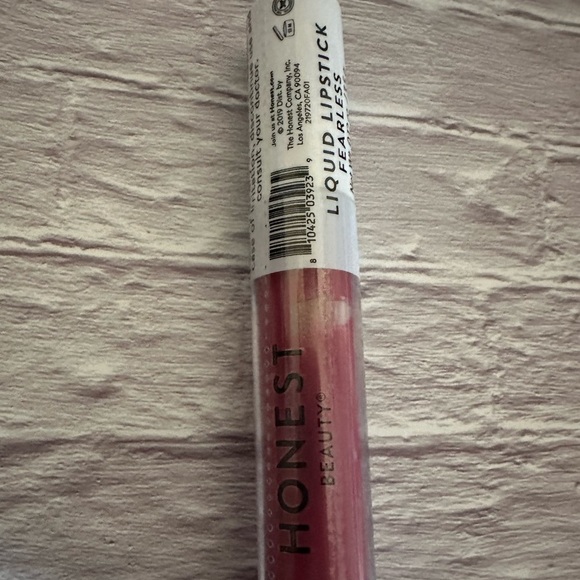 Honest Beauty Liquid Lipstick - Fearless - Picture 1 of 4